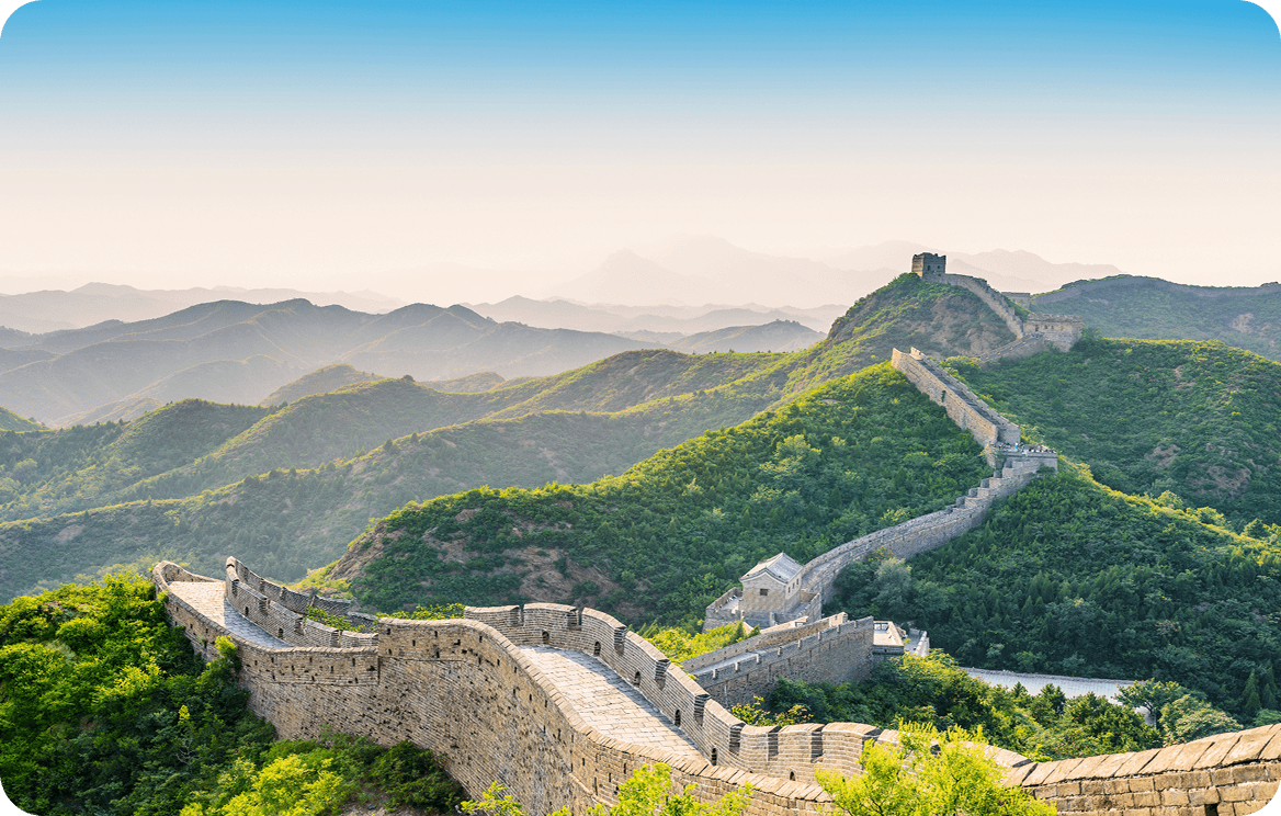 Gran Muralla China entre montañas